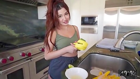 Vanessa Marie - The Kitchen Glove Handjob