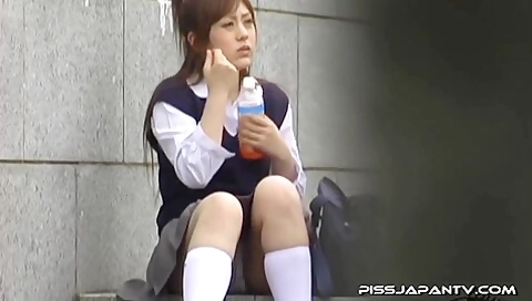Pjt 7-8 - schoolgirls 18+ Masturbate And Piss Outdoor