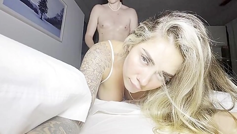 Giant Argentinean Cock Destroys The Ass Of A Sexy Colombian On Vacation - Sara Blonde And Cofla24cm